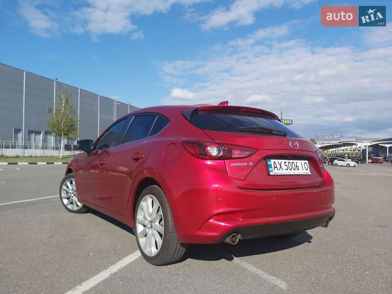 Хетчбек Mazda 3 2015 в Луцьку