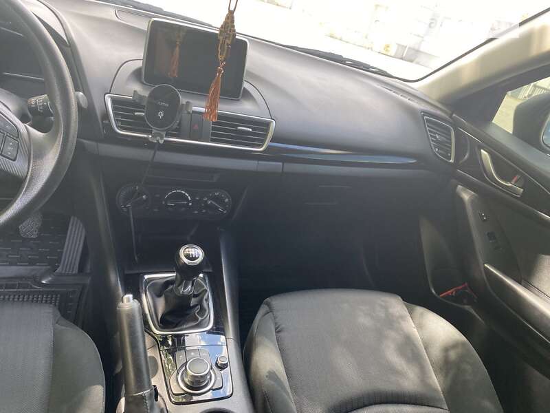 Хетчбек Mazda 3 2015 в Дніпрі