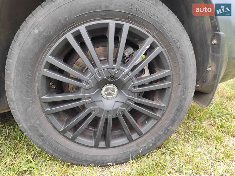Седан Mazda 3 2008 в Кривом Роге