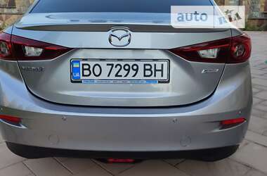 Седан Mazda 3 2016 в Тернополе