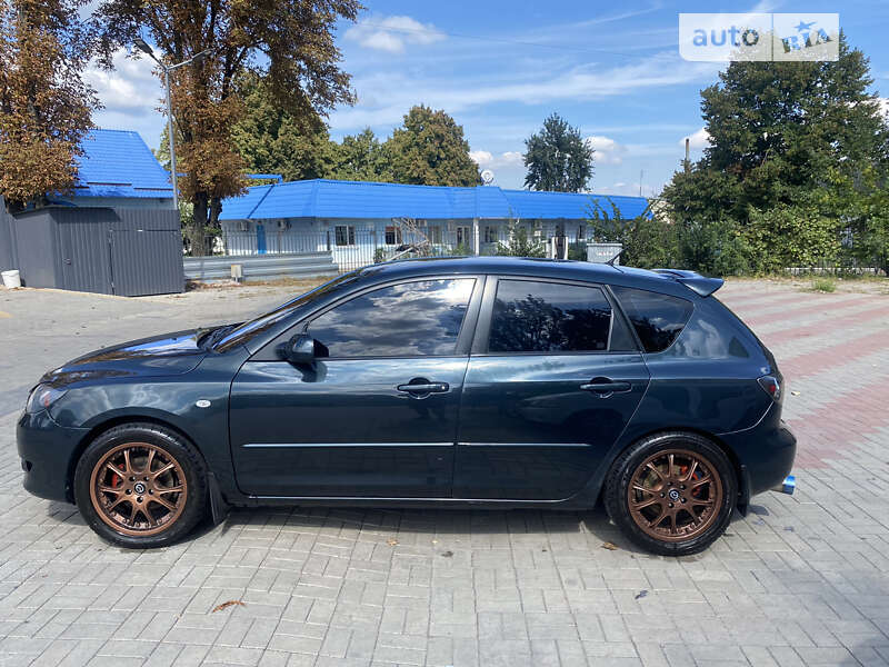 Хэтчбек Mazda 3 2005 в Запорожье