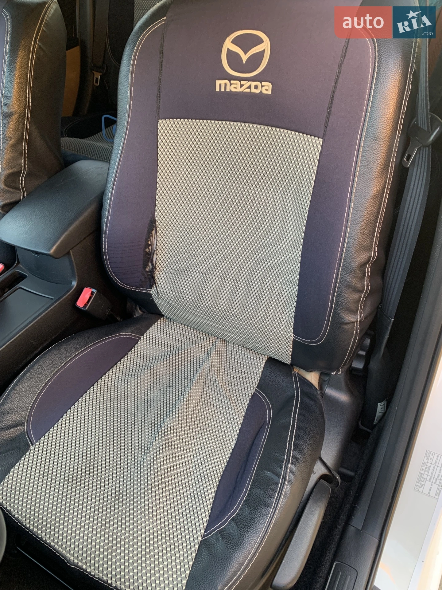2010 Mazda 3 - мініатюра 16