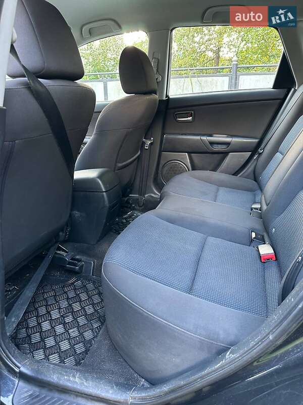 Хетчбек Mazda 3 2004 в Косові