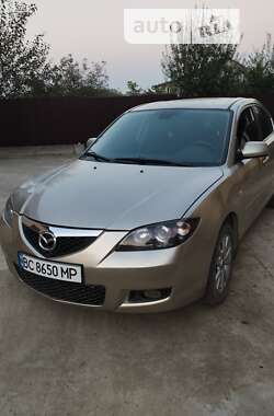 Седан Mazda 3 2007 в Самборе