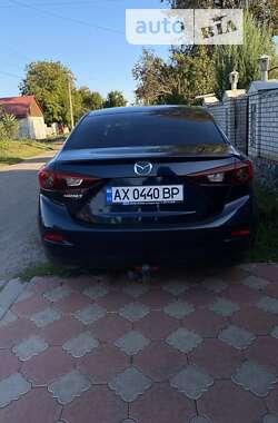 Седан Mazda 3 2015 в Кегичевке