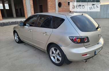 Хэтчбек Mazda 3 2006 в Киеве