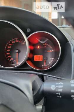 Хэтчбек Mazda 3 2006 в Киеве