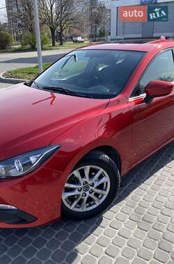 Хетчбек Mazda 3 2014 в Дніпрі