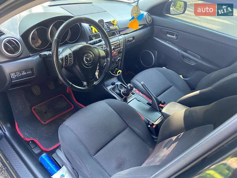 Хэтчбек Mazda 3 2007 в Первомайске
