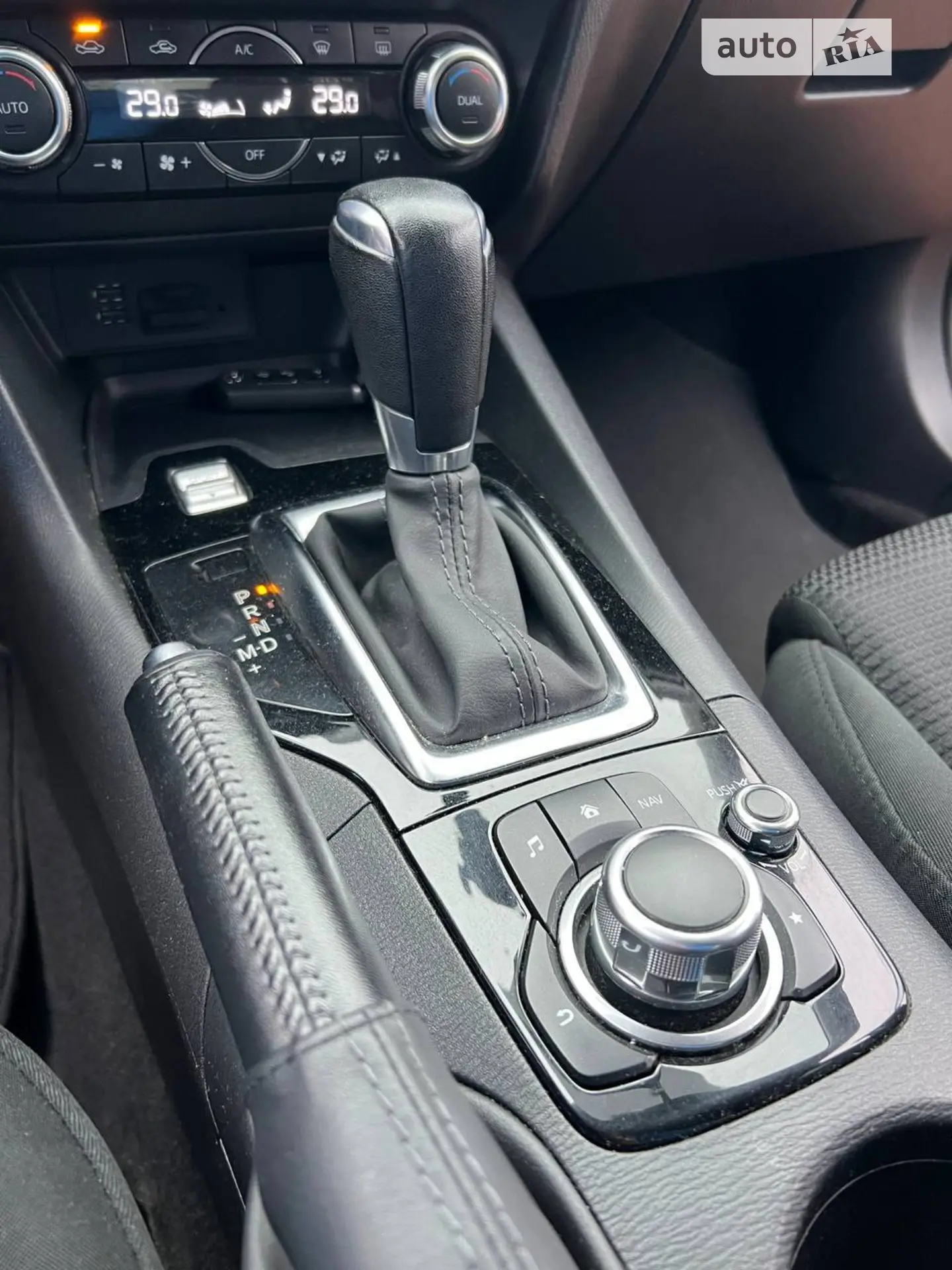 2016 Mazda 3 - мініатюра 26