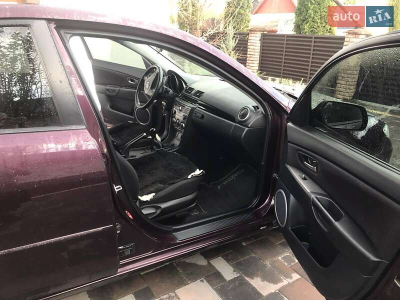 Седан Mazda 3 2008 в Глибокій