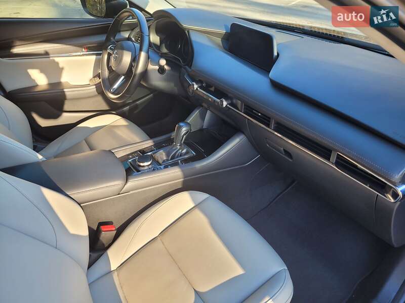 Седан Mazda 3 2019 в Полтаве