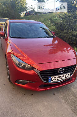 Седан Mazda 3 2018 в Тернополе