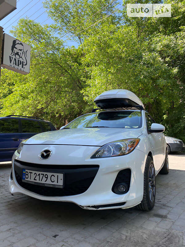 Седан Mazda 3 2013 в Каменец-Подольском