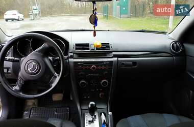 Седан Mazda 3 2004 в Бердичеві