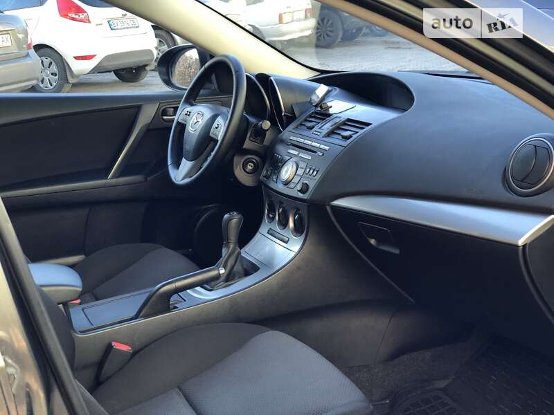 Хэтчбек Mazda 3 2010 в Хмельницком фото 28 Хэтчбек Mazda 3 2010 в Хмельницком
