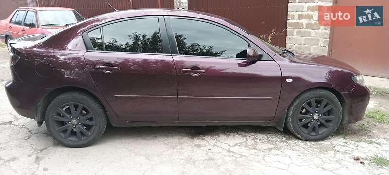 Седан Mazda 3 2007 в Киеве