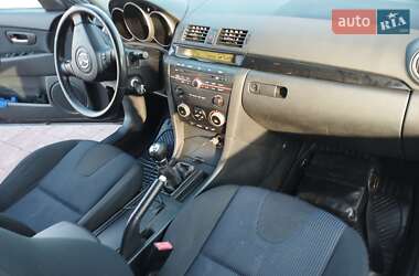 Хэтчбек Mazda 3 2005 в Ровно