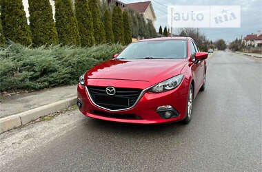 Седан Mazda 3 2015 в Києві