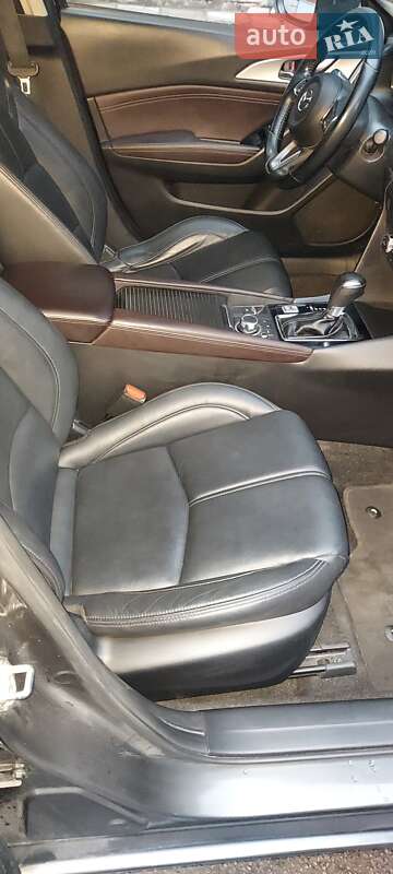 Седан Mazda 3 2016 в Києві фото 8 Седан Mazda 3 2016 в Києві