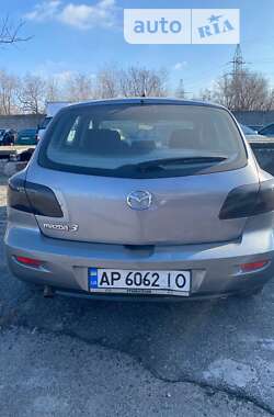 Седан Mazda 3 2004 в Запорожье