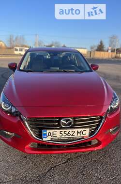 Седан Mazda 3 2018 в Кривому Розі