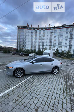 Седан Mazda 3 2019 в Ивано-Франковске