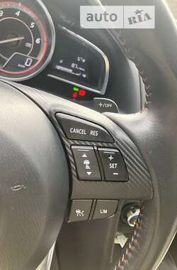 Хэтчбек Mazda 3 2013 в Умани