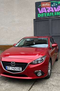 Хэтчбек Mazda 3 2016 в Ивано-Франковске