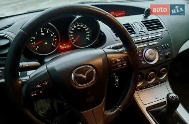 Хетчбек Mazda 3 2010 в 