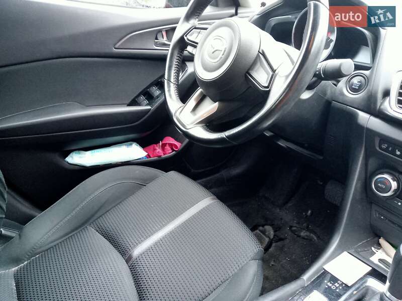 Седан Mazda 3 2018 в Киеве фото 7 Седан Mazda 3 2018 в Киеве