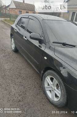 Хэтчбек Mazda 3 2006 в Луцке
