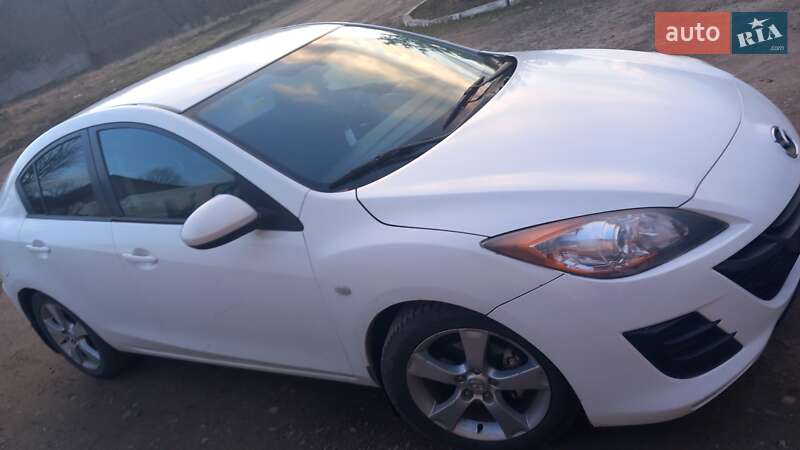 Седан Mazda 3 2011 в Черновцах фото 2 Седан Mazda 3 2011 в Черновцах