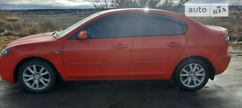 Седан Mazda 3 2006 в Киеве