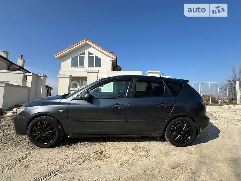 Хетчбек Mazda 3 2009 в Києві фото 4 Хетчбек Mazda 3 2009 в Києві
