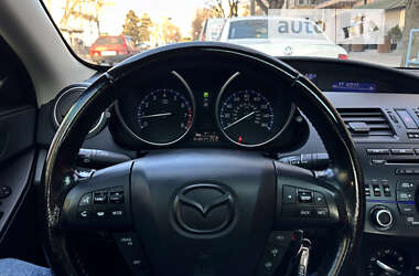 Седан Mazda 3 2012 в Одессе