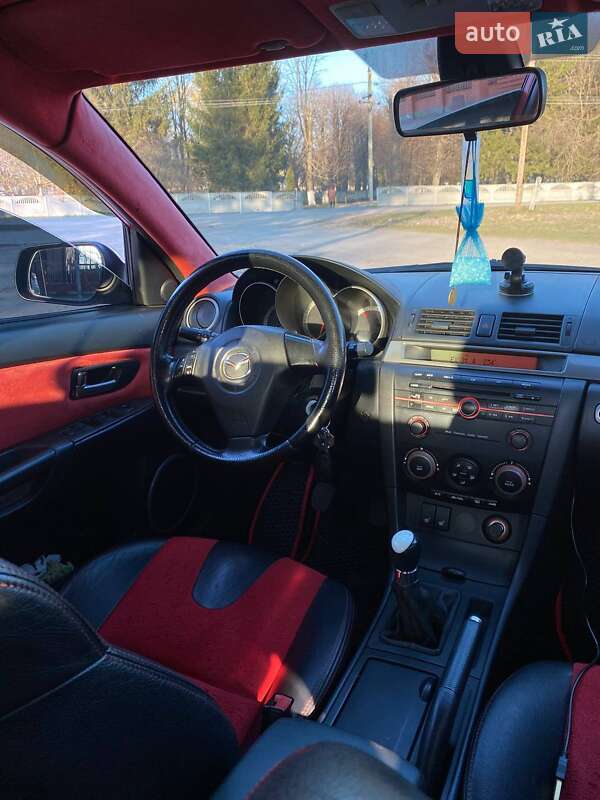 Седан Mazda 3 2006 в Виннице
