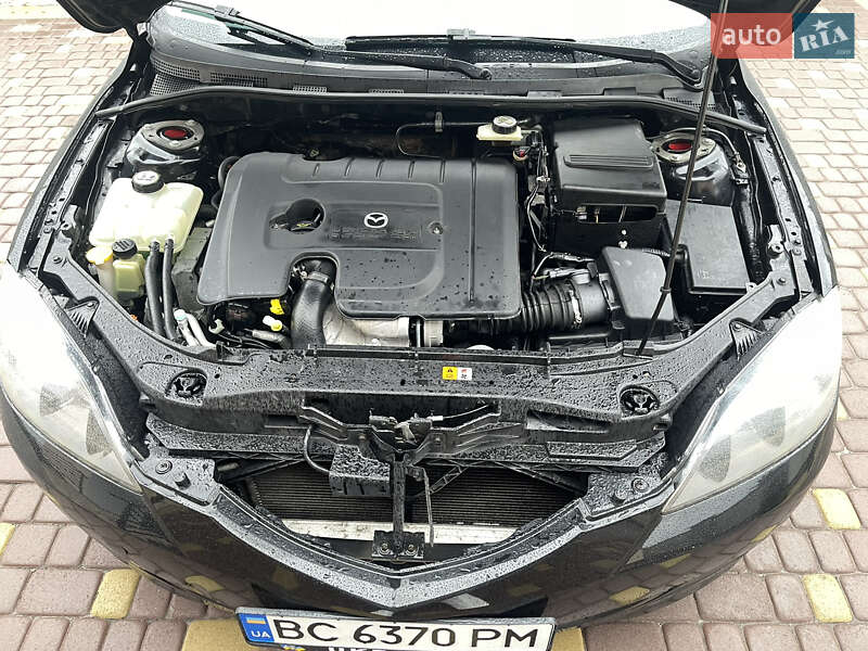 Хэтчбек Mazda 3 2008 в Львове