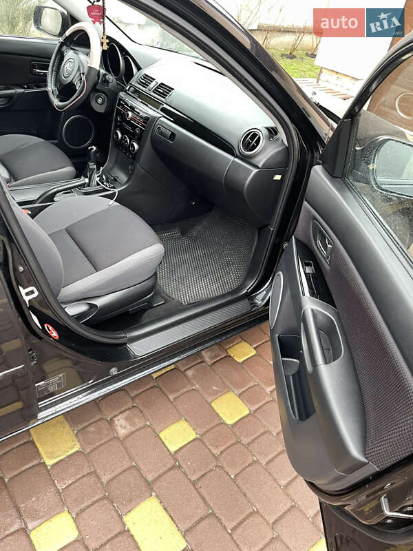 Хэтчбек Mazda 3 2008 в Львове