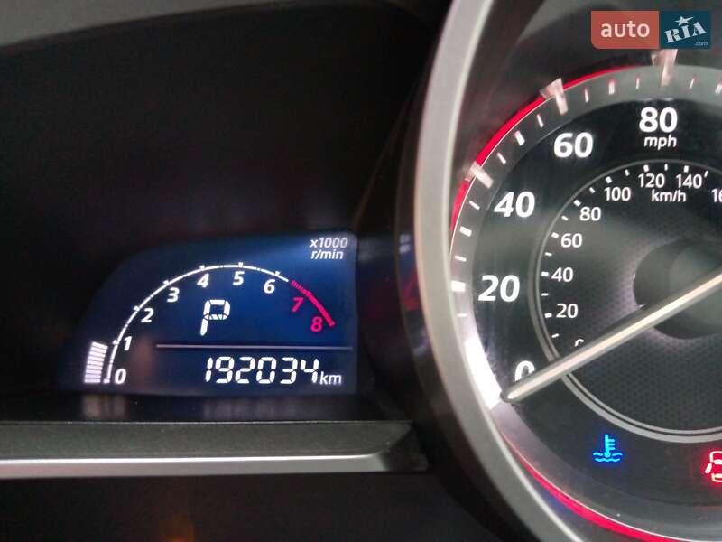 Хэтчбек Mazda 3 2014 в Кролевце