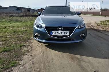 Седан Mazda 3 2014 в Кропивницькому