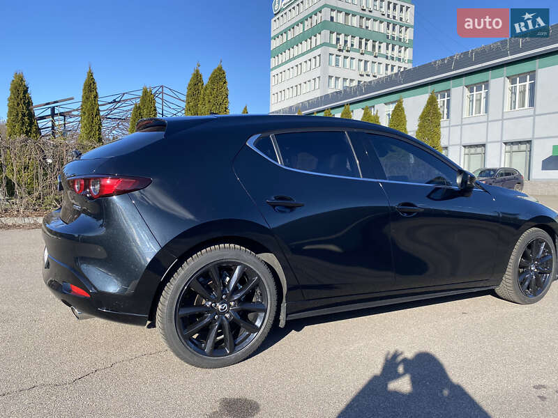 Хэтчбек Mazda 3 2018 в Киеве фото 2 Хэтчбек Mazda 3 2018 в Киеве