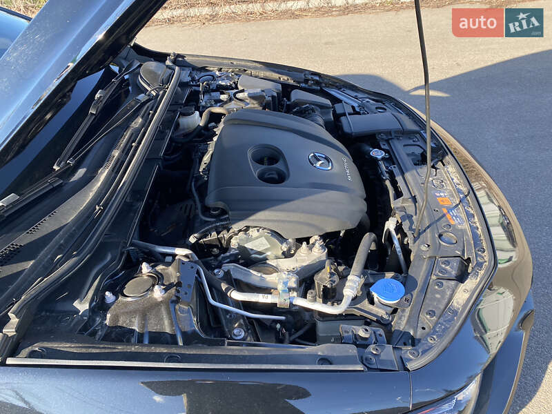 Хэтчбек Mazda 3 2018 в Киеве фото 25 Хэтчбек Mazda 3 2018 в Киеве