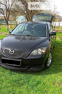 Хэтчбек Mazda 3 2003 в Ужгороде