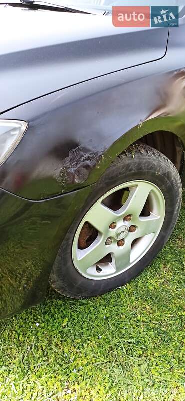 Хэтчбек Mazda 3 2003 в Ужгороде
