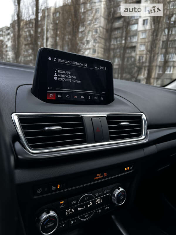 Хэтчбек Mazda 3 2018 в Кременчуге