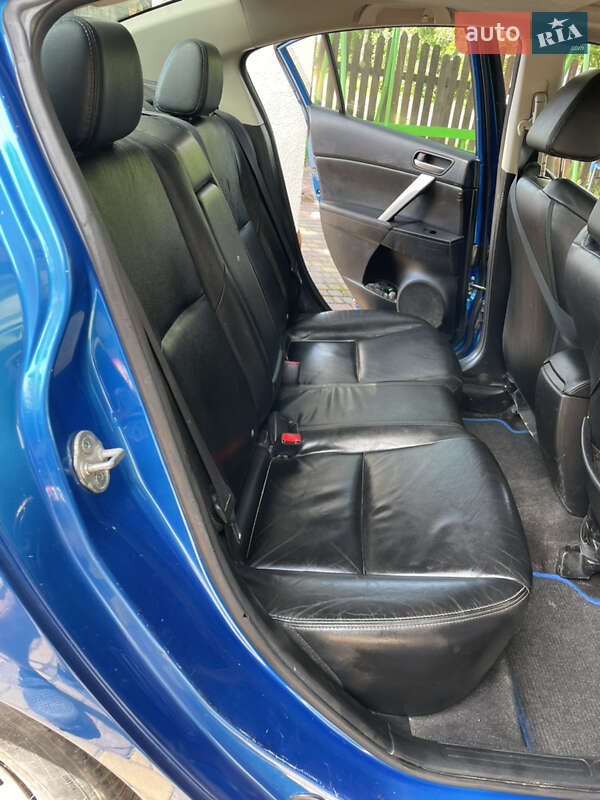 Седан Mazda 3 2011 в Борисполе