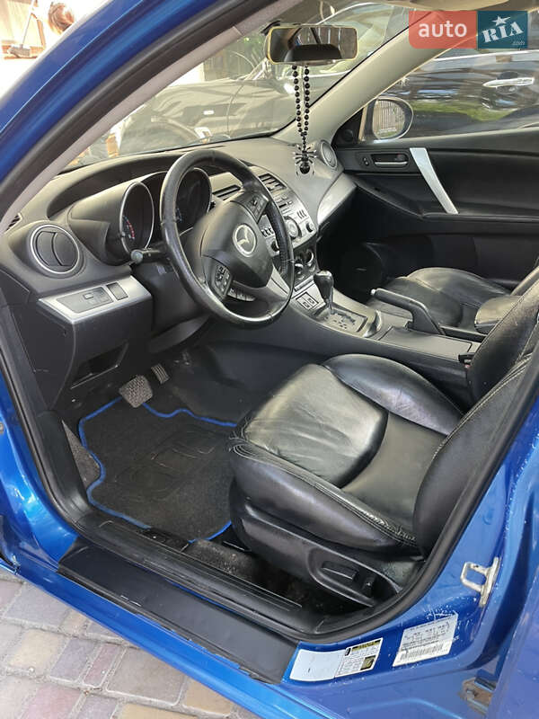 Седан Mazda 3 2011 в Борисполе