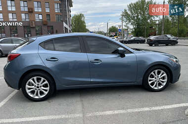 Хэтчбек Mazda 3 2016 в Днепре