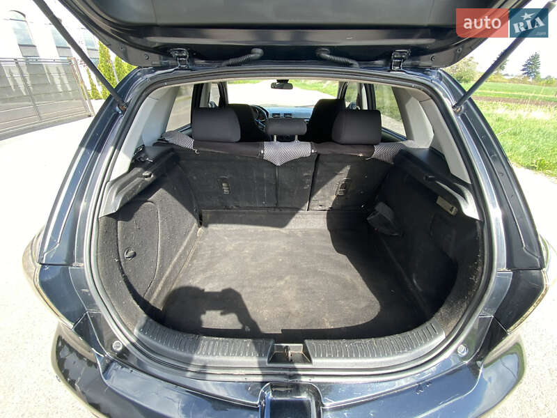 Хэтчбек Mazda 3 2008 в Буске